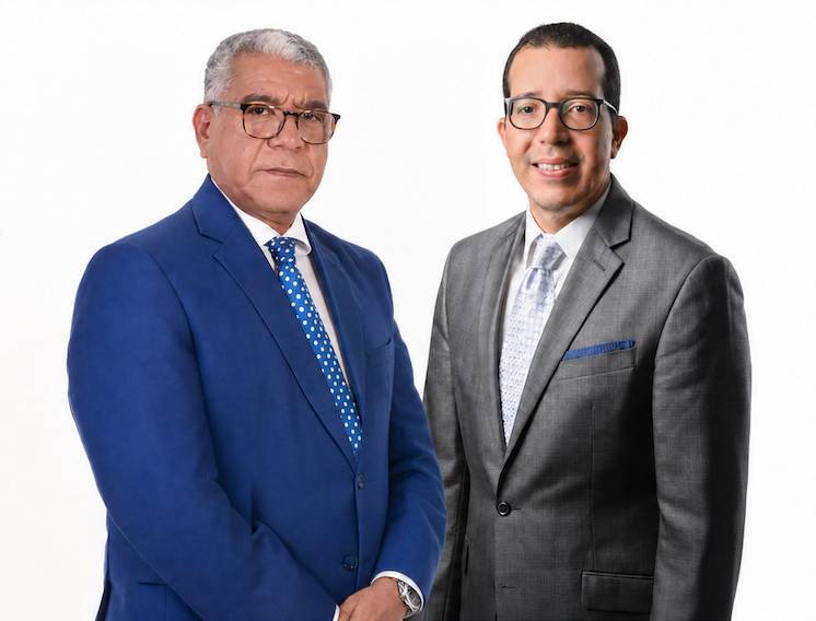 Lic. José Alberto Vásquez Santos y Lic. Erick R. Germán Mena